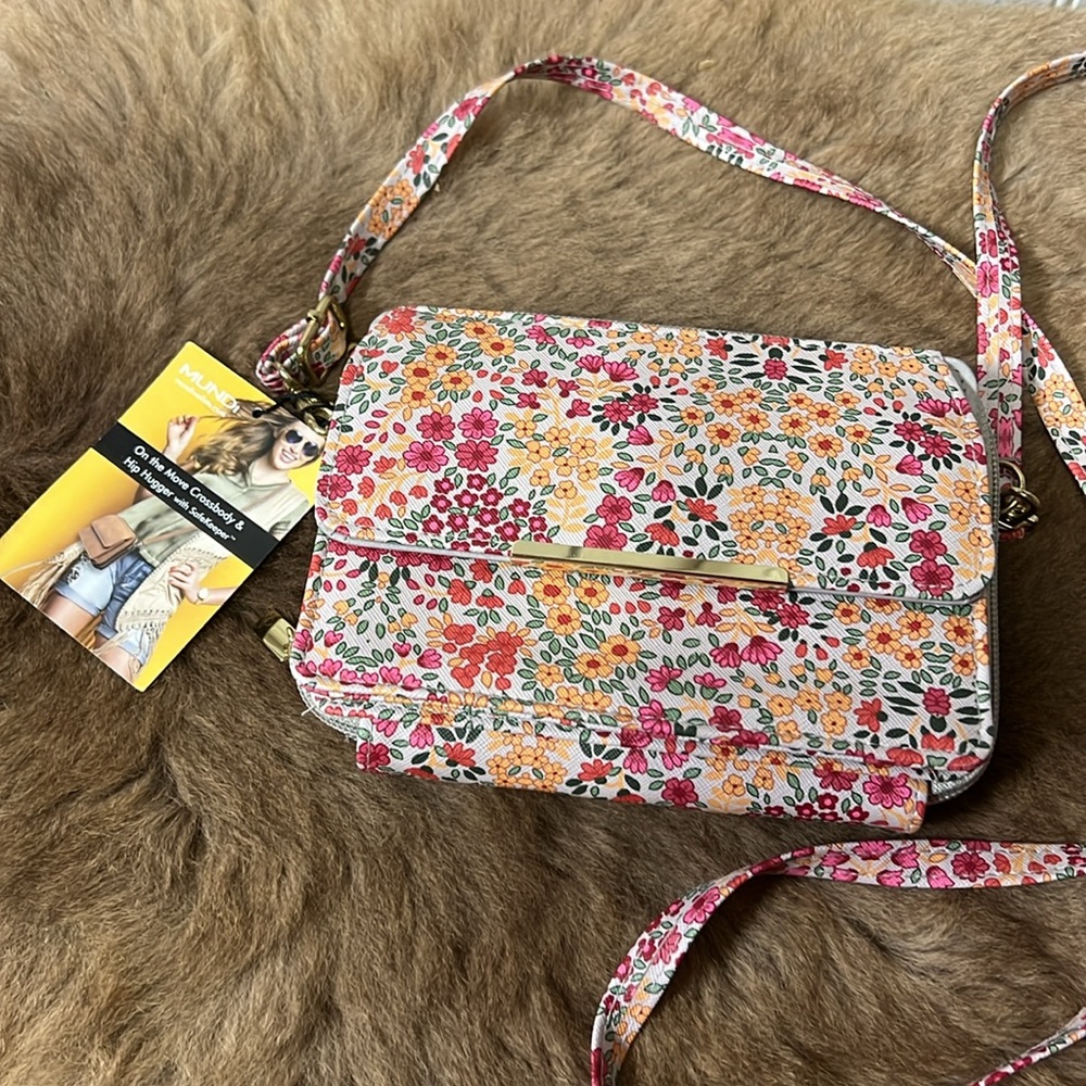 Mundi Wallets Floral Crossbody Hip Hugger Bag